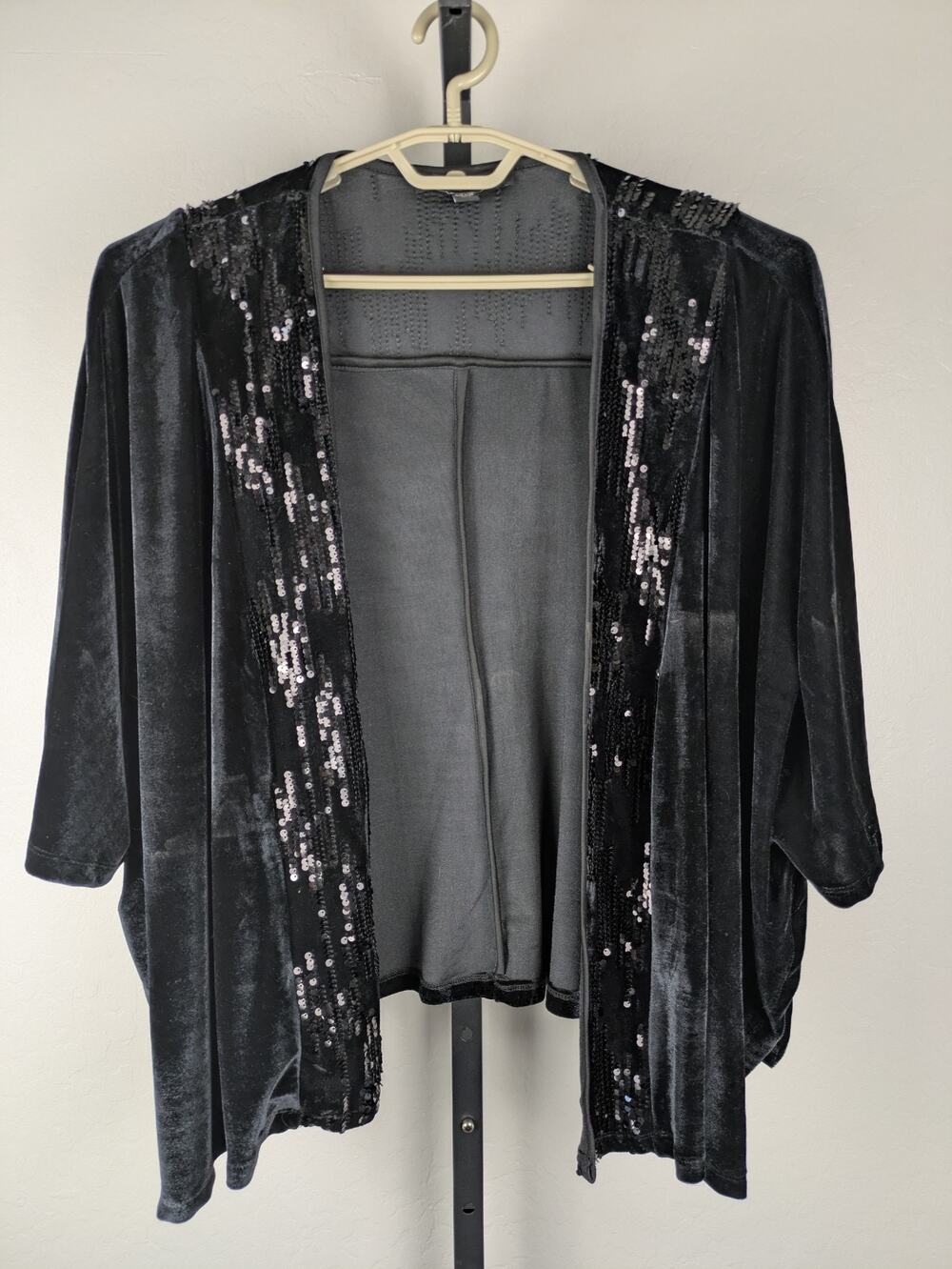 Marc New York One Size black velvet sequin open front cardigan topper